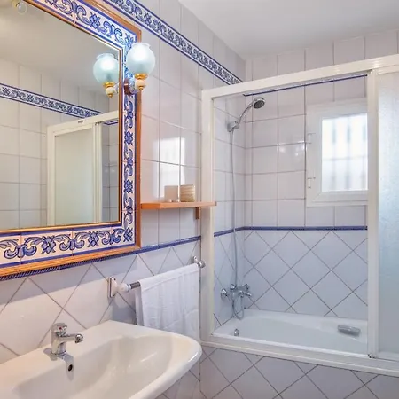 2 Independant Fully Equipped With Heated Pool And Jacuzzi Malaga