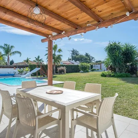Villa 2 Independant Fully Equipped With Heated Pool And Jacuzzi