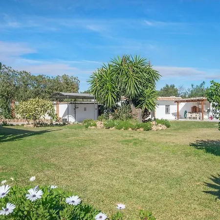 2 Independant Fully Equipped With Heated Pool And Jacuzzi *