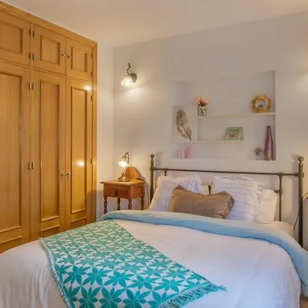 2 Independant Fully Equipped With Heated Pool And Jacuzzi *