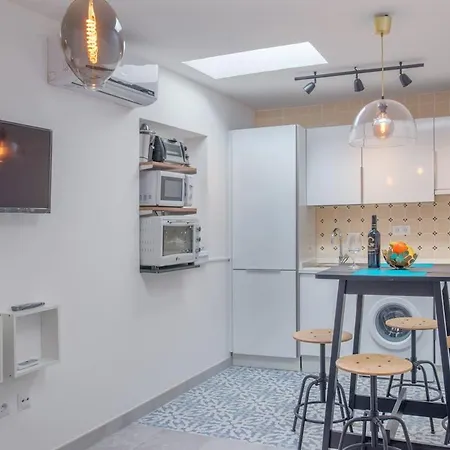 Villa 2 Independant Fully Equipped With Heated Pool And Jacuzzi *
